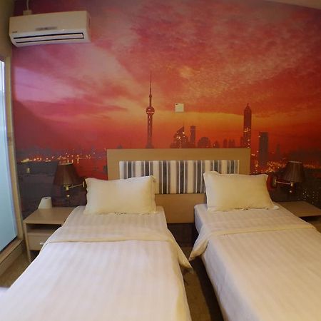 Om Hotel Simpang Ampat  Luaran gambar